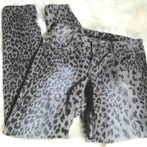 Vanilla Star gray black Leopard Print skinny jean